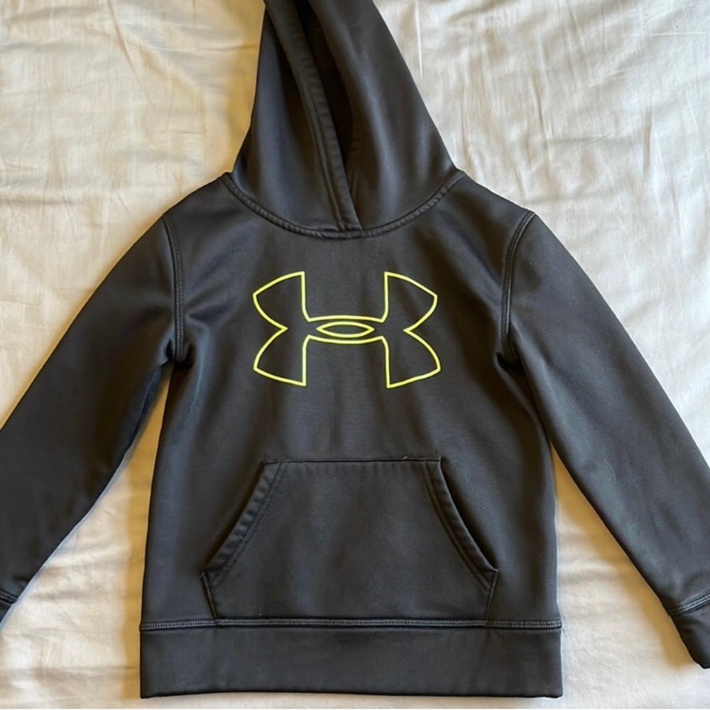 Boys underarmour hoodie
